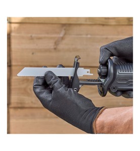 Sierra de sable 750w bes301-qs black+decker