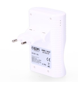Cargador de pilas para: 4 pilas aa - aaa - 9v 220-240v 50hz (sin pilas)