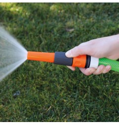 Lanza de riego con enchufe rápido regulable