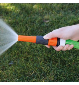Lanza de riego con enchufe rápido regulable