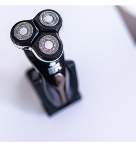 Afeitadora electrica recargable 4d 3 w