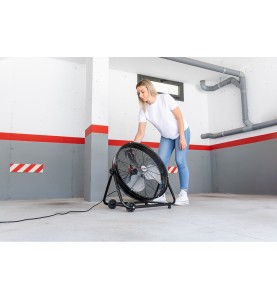 Ventilador industrial de suelo, con ruedas, negro 180 w 59,8 db aspas ø60 x 70 cm