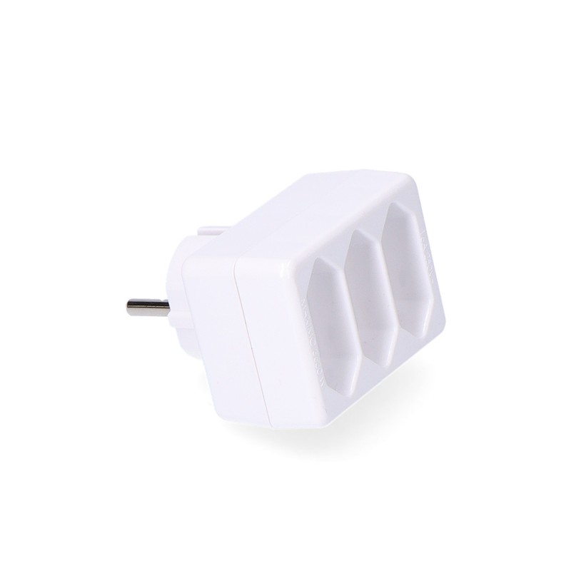 Clavija triple 2p 16a 250v color blanco max. 3680w solera 5113