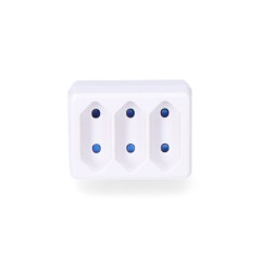 Clavija triple 2p 16a 250v color blanco max. 3680w solera 5113