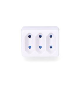 Clavija triple 2p 16a 250v color blanco max. 3680w solera 5113