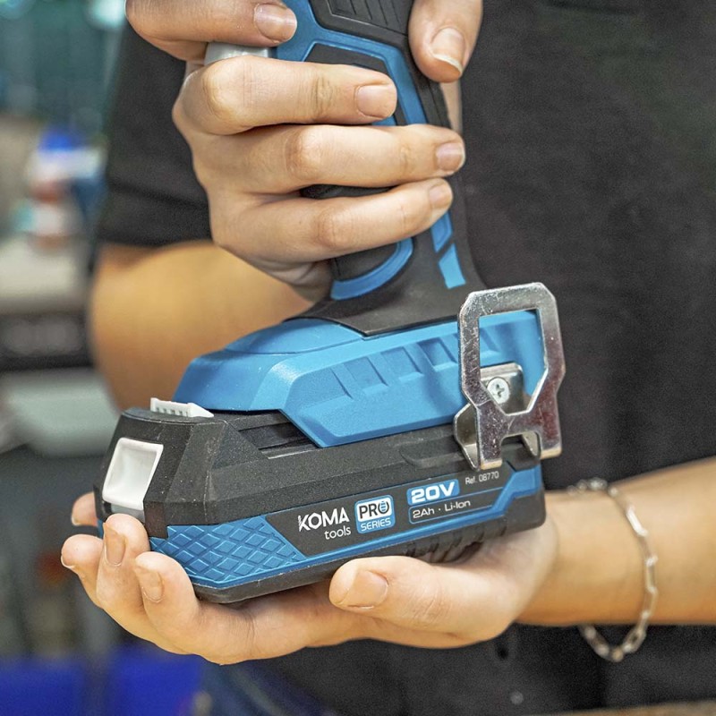 Taladro percutor / atornillador brushless 20 v (sin batería ni cargador)